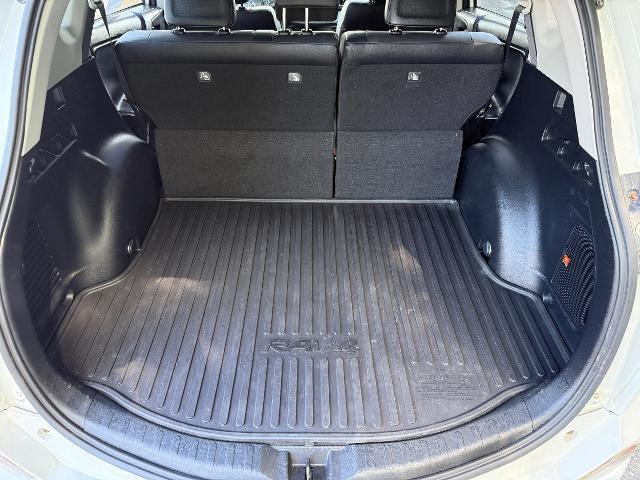 2018 Toyota RAV4 - $19,495