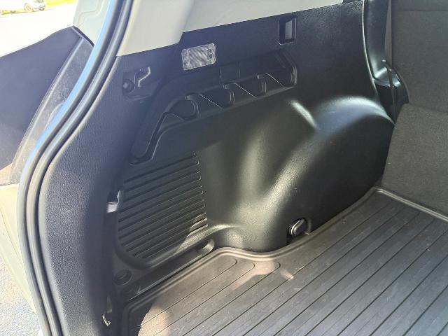 2018 Toyota RAV4 - $19,495