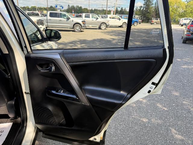 2018 Toyota RAV4 - $19,495