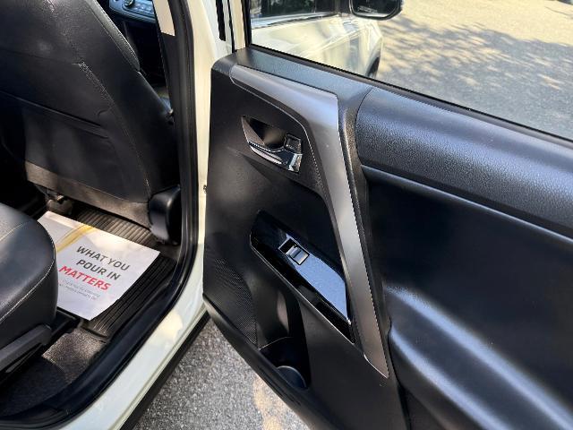 2018 Toyota RAV4 - $19,495