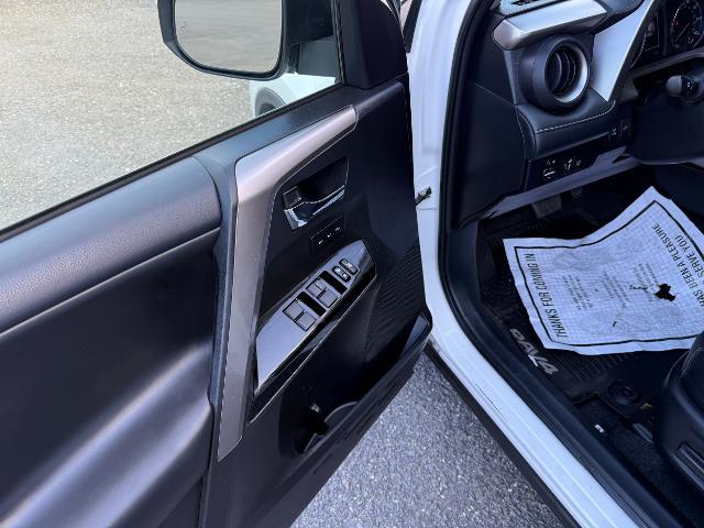 2018 Toyota RAV4 - $19,495
