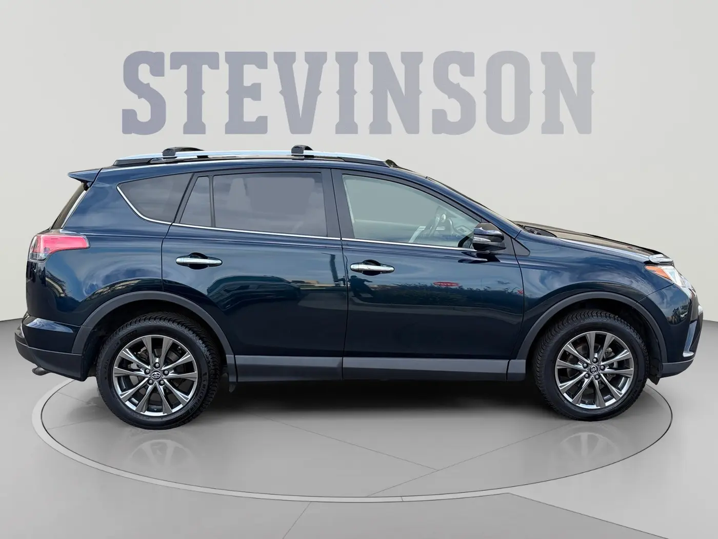 2018 Toyota RAV4 - $17,100