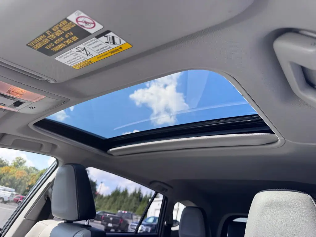 2018 Toyota RAV4 - $24,000