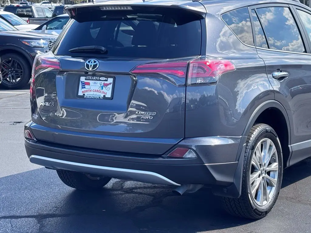 2018 Toyota RAV4 - $24,000