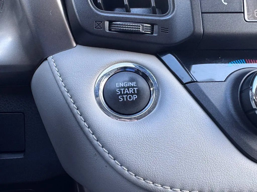 2018 Toyota RAV4 - $24,000