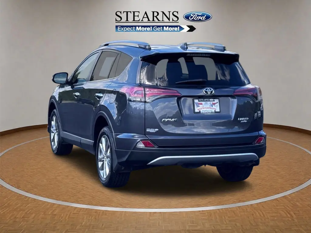 2018 Toyota RAV4 - $24,000