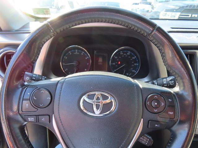 2016 Toyota RAV4 - $17,995