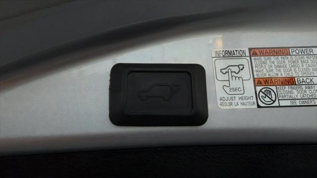 2017 Toyota RAV4 - $18,799