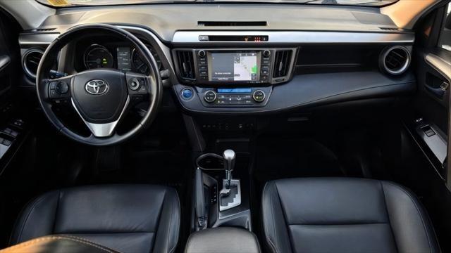 2017 Toyota RAV4 - $18,799