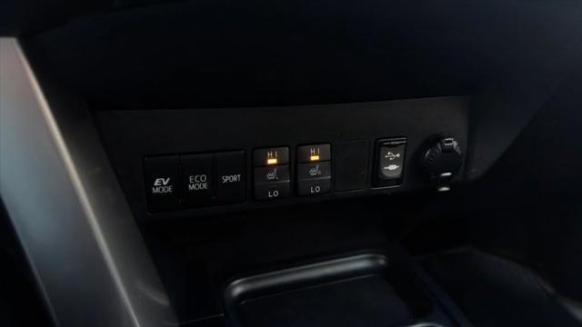 2017 Toyota RAV4 - $18,799