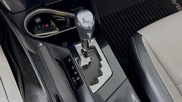 2016 Toyota RAV4 Hybrid Limited