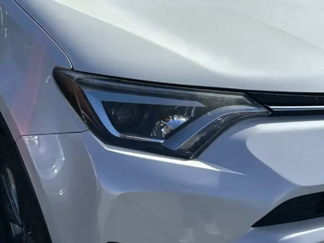 2017 Toyota RAV4 - $15,497