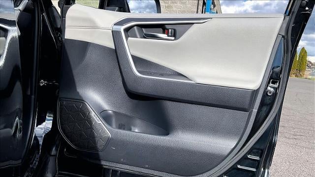 2019 Toyota RAV4 Hybrid Limited