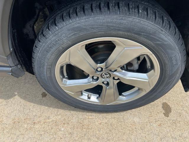 2019 Toyota RAV4 - $22,979