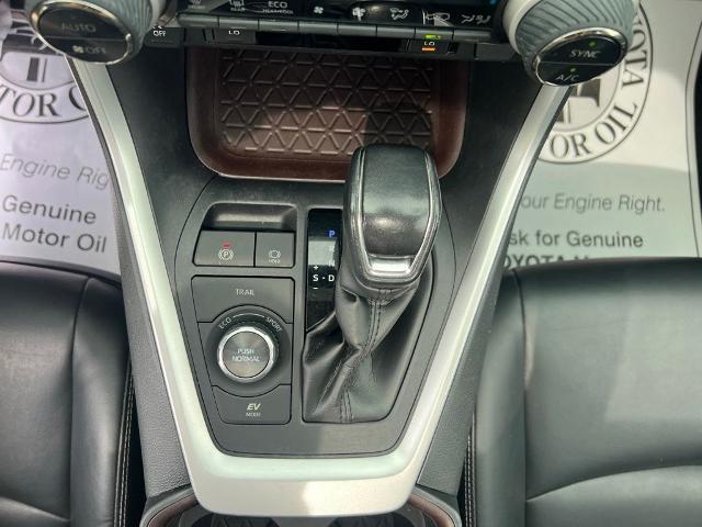 2019 Toyota RAV4 - $22,979