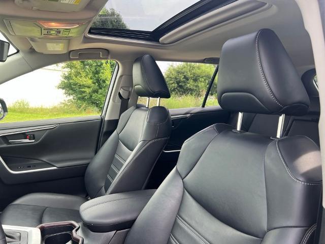 2019 Toyota RAV4 - $22,979