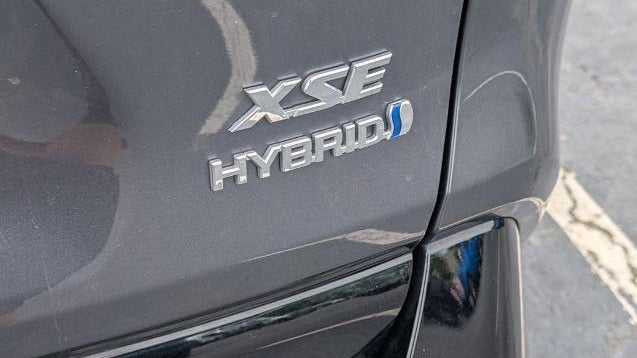 2024 Toyota RAV4 Hybrid XSE