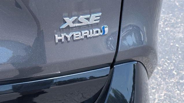 2024 Toyota RAV4 Hybrid XSE