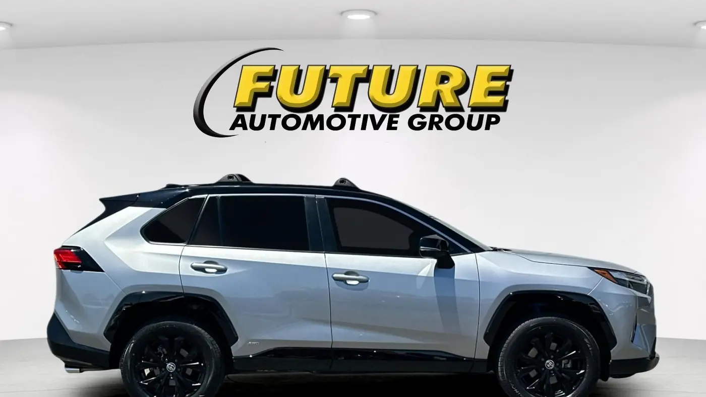 2023 Toyota RAV4 Hybrid XSE