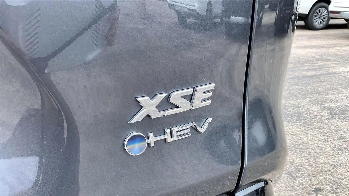 2025 Toyota RAV4 Hybrid XSE