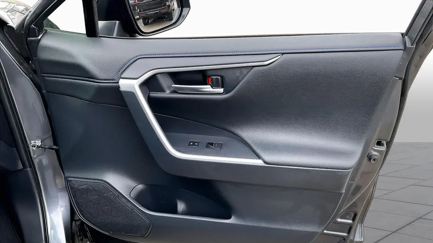 2025 Toyota RAV4 Hybrid XSE