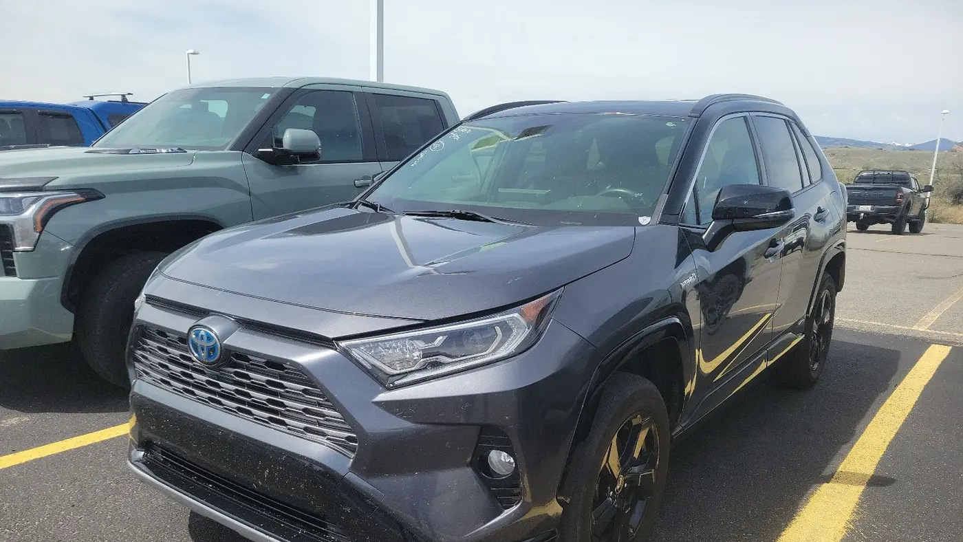 2020 Toyota RAV4 Hybrid XSE