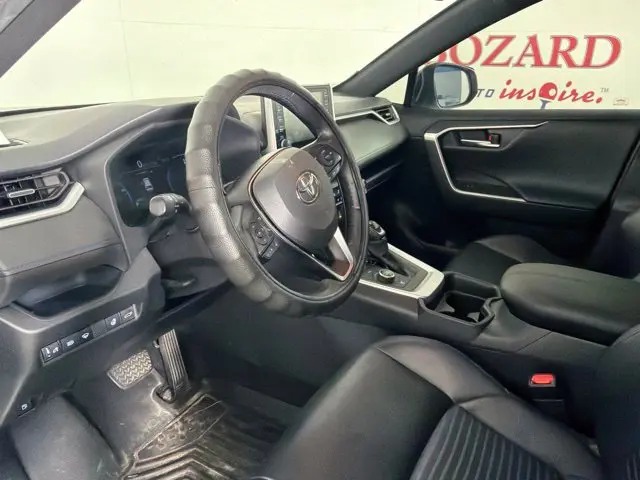 2020 Toyota RAV4 - $23,500