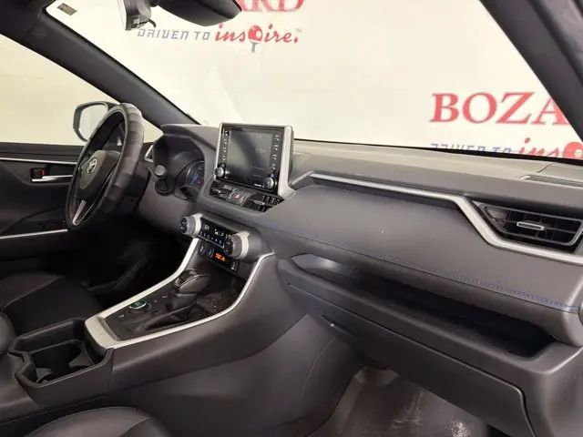 2020 Toyota RAV4 - $23,500