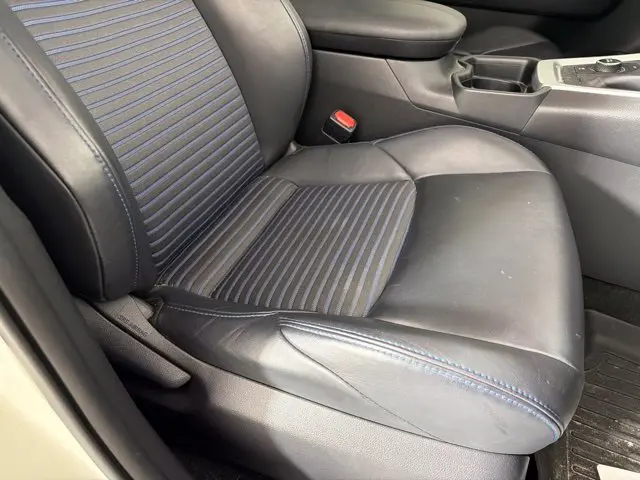 2020 Toyota RAV4 - $23,500