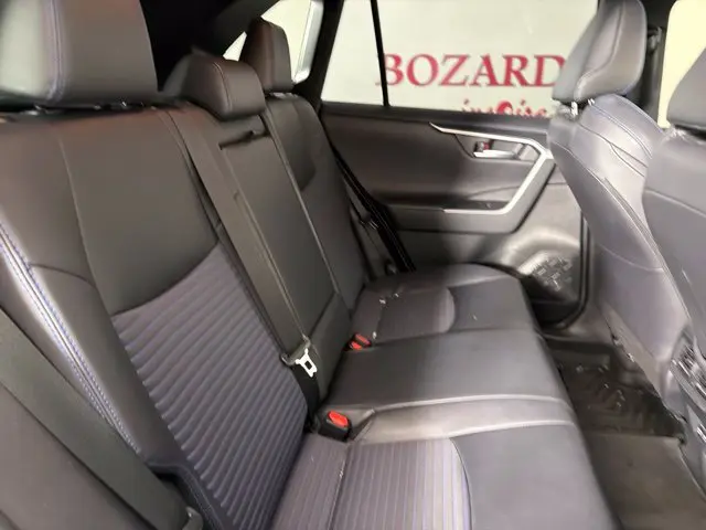 2020 Toyota RAV4 - $23,500
