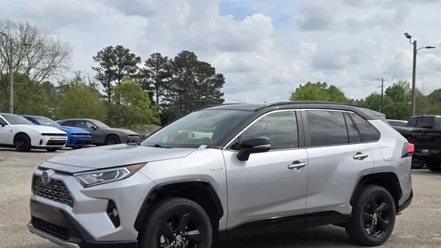 2020 Toyota RAV4 Hybrid XSE
