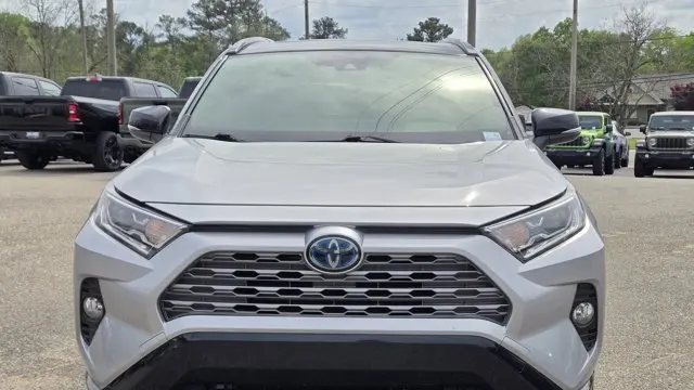 2020 Toyota RAV4 Hybrid XSE