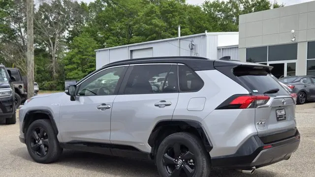 2020 Toyota RAV4 Hybrid XSE