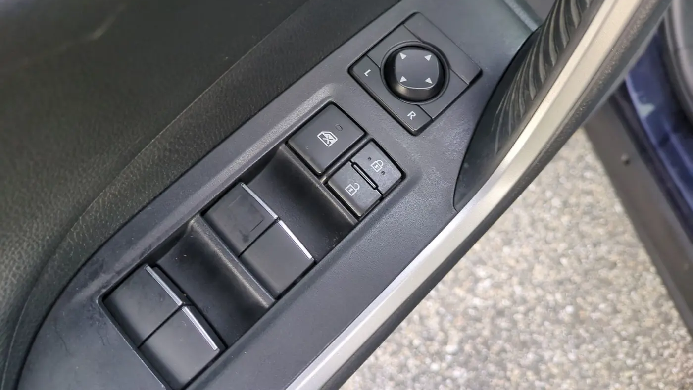 2019 Toyota RAV4 Hybrid XSE