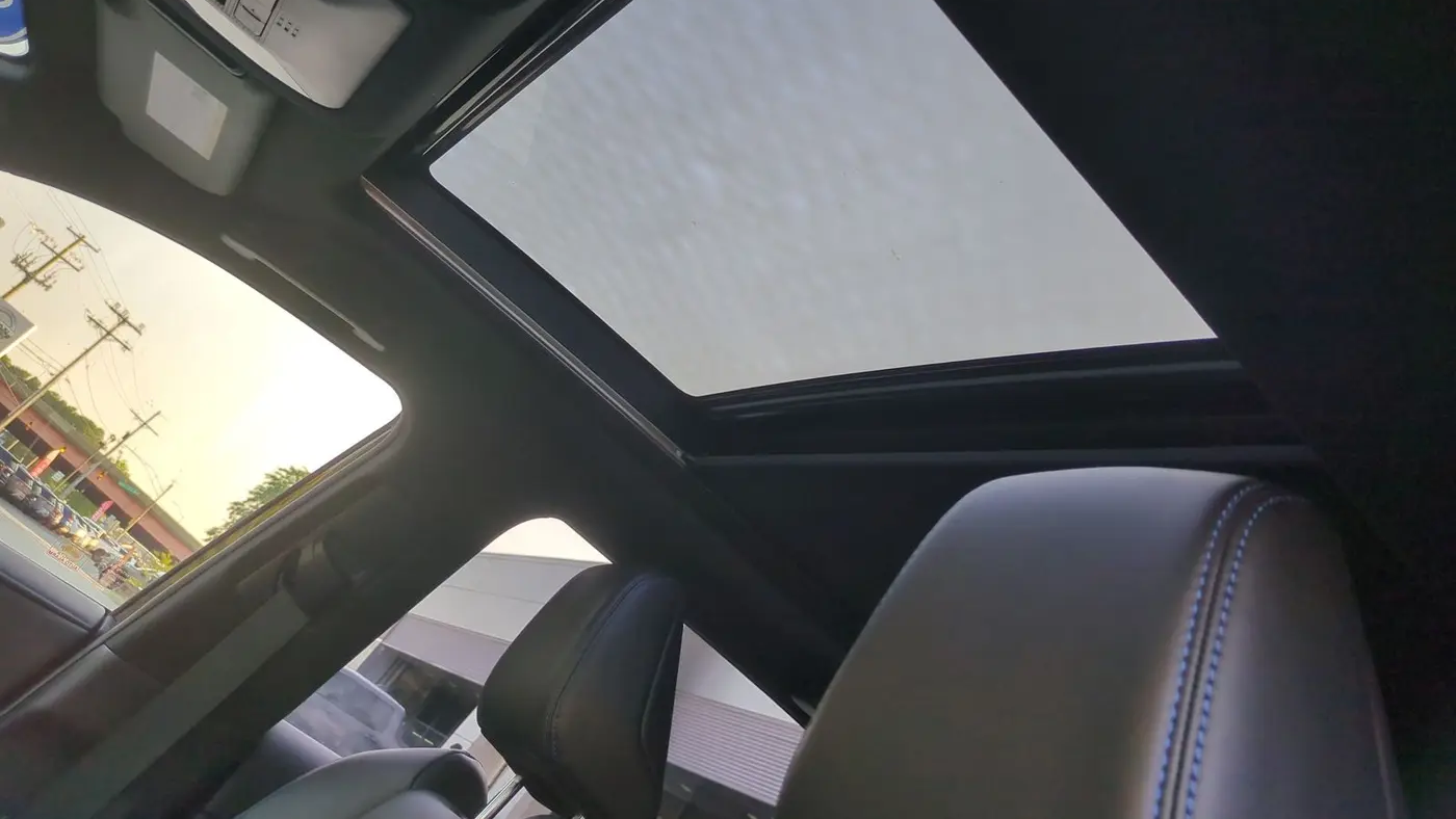 2019 Toyota RAV4 Hybrid XSE