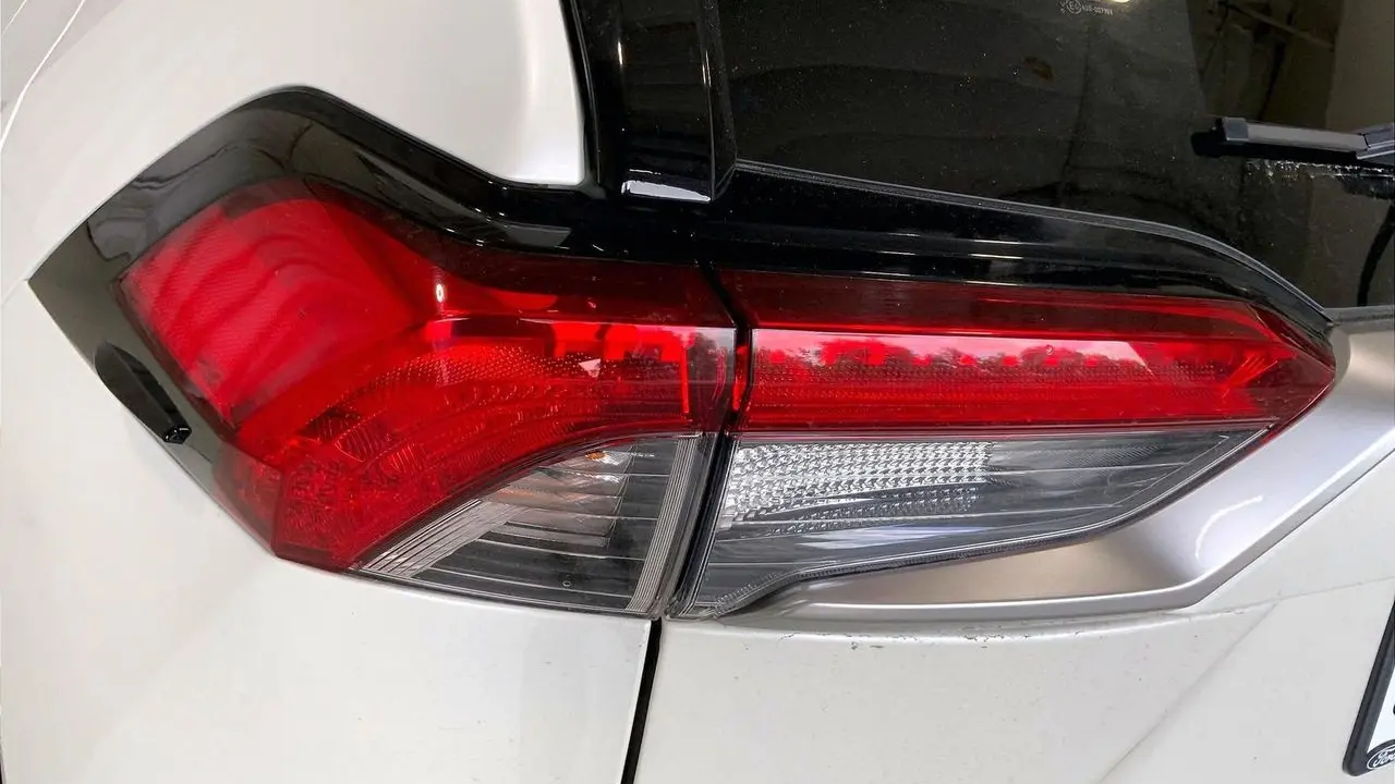 2019 Toyota RAV4 Hybrid XSE