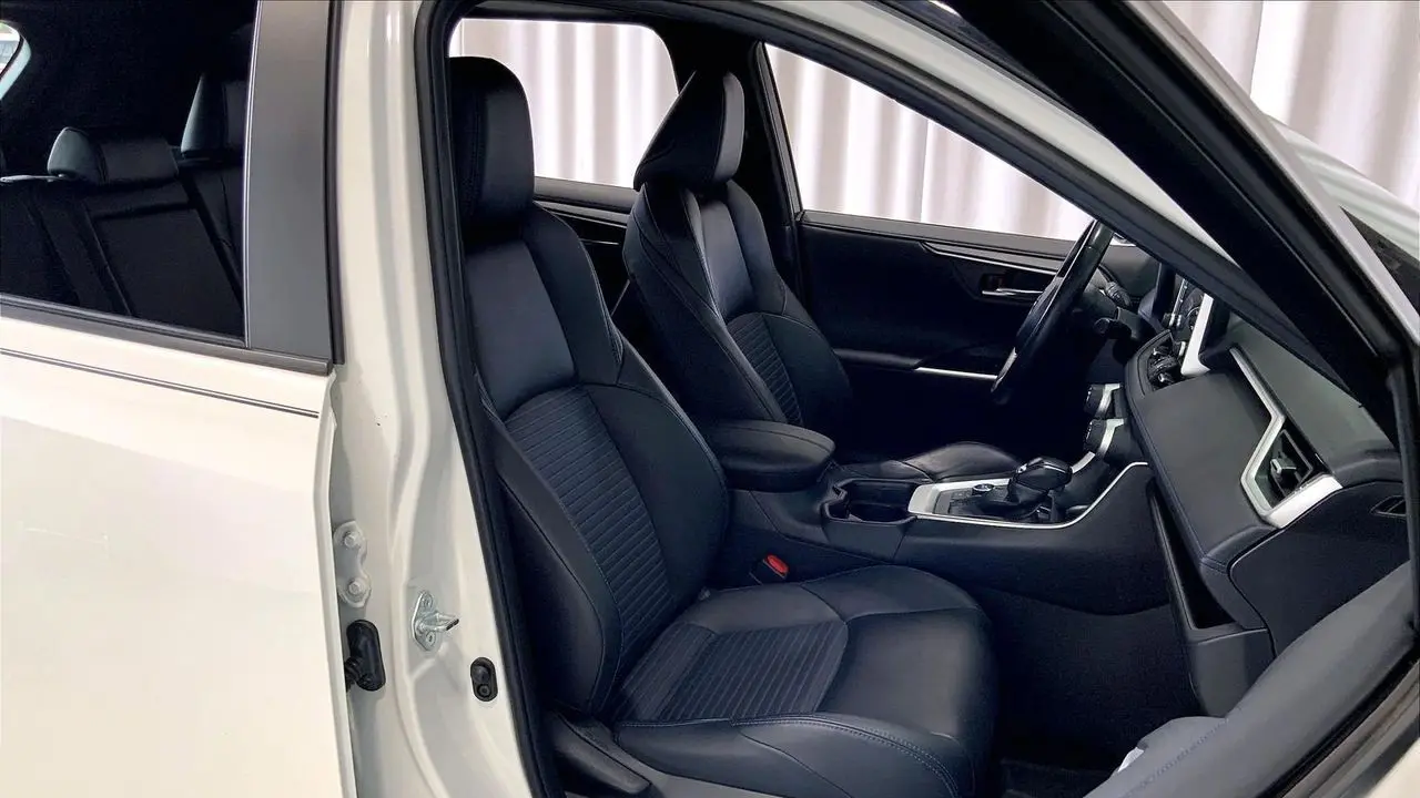 2019 Toyota RAV4 Hybrid XSE