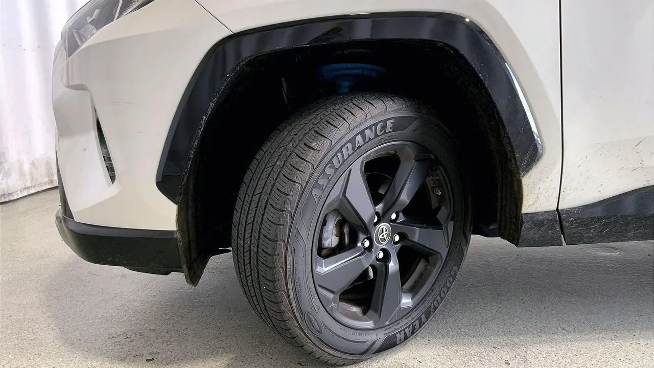 2019 Toyota RAV4 Hybrid XSE
