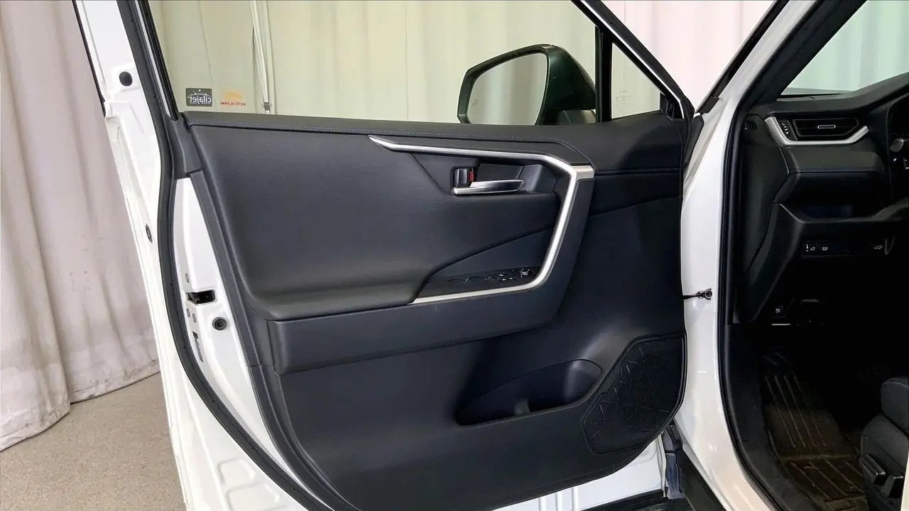 2019 Toyota RAV4 Hybrid XSE