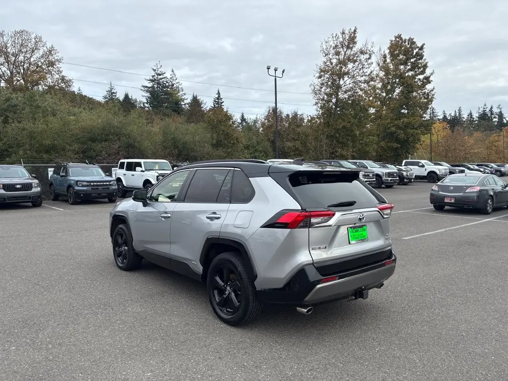 2020 Toyota RAV4 - $34,016