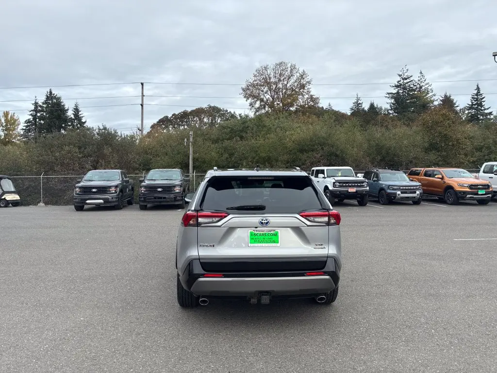 2020 Toyota RAV4 - $34,016
