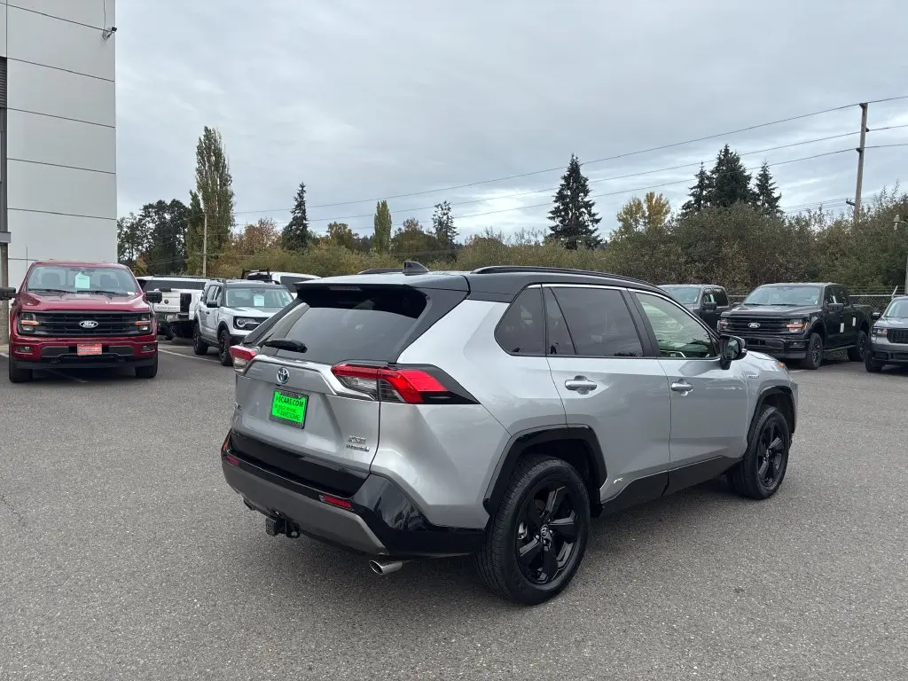 2020 Toyota RAV4 - $34,016