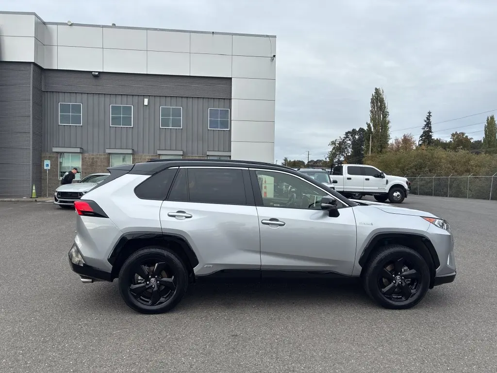 2020 Toyota RAV4 - $34,016