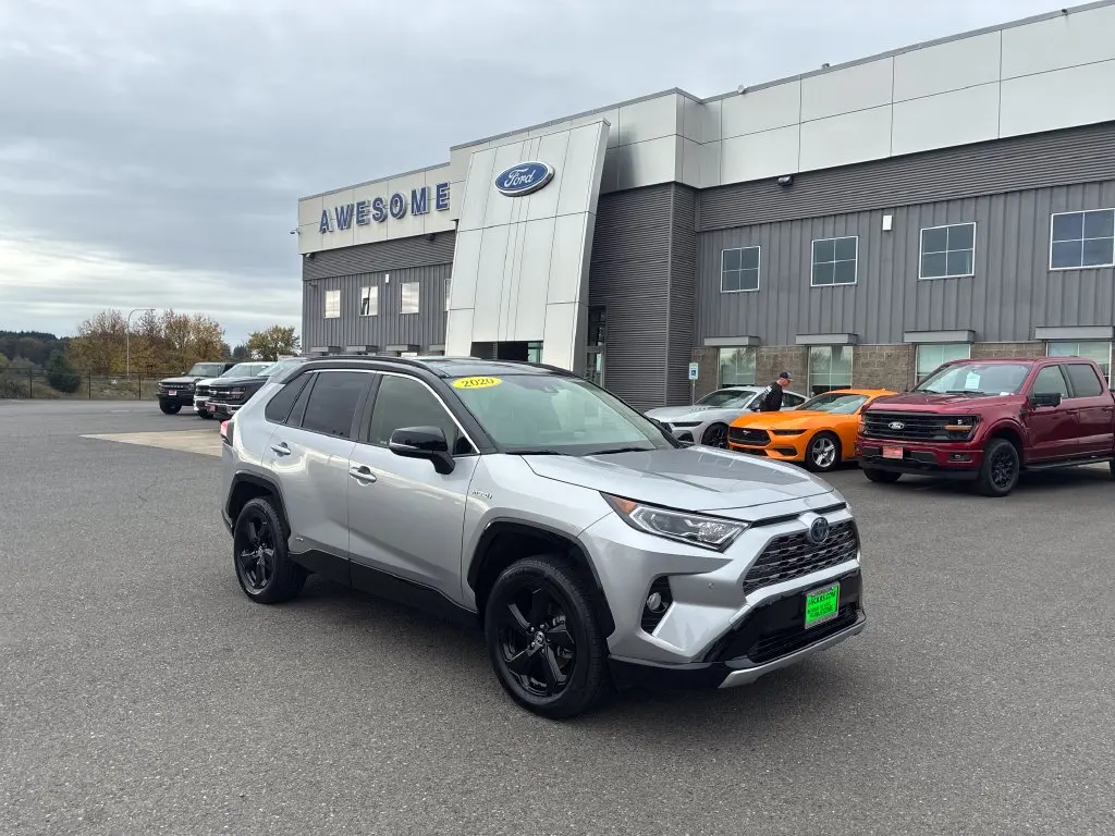 2020 Toyota RAV4 - $34,016