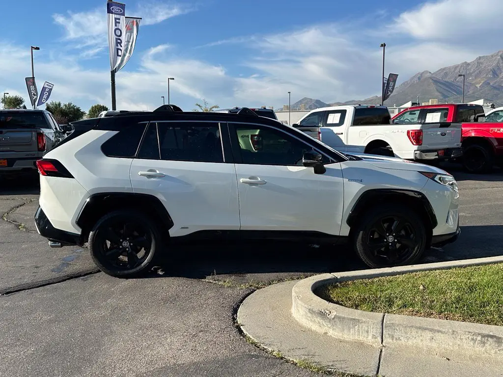 2020 Toyota RAV4 - $22,500