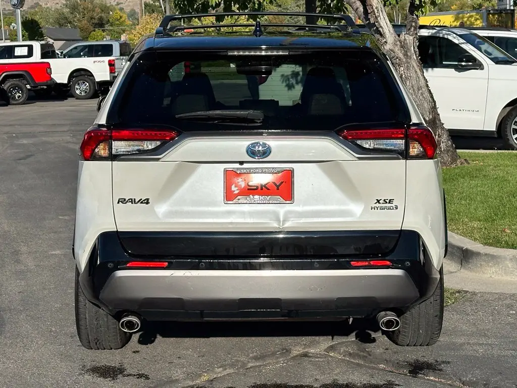 2020 Toyota RAV4 - $22,500