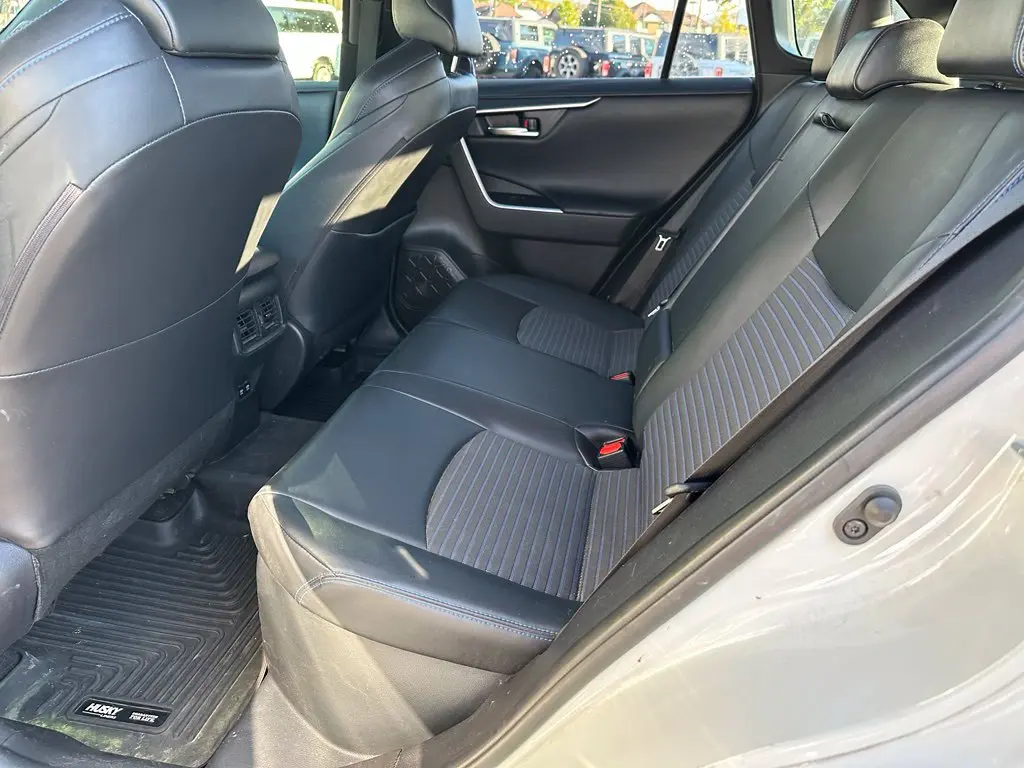 2020 Toyota RAV4 - $22,500