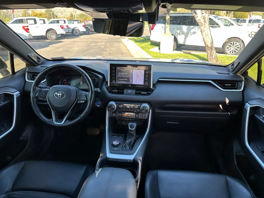 2020 Toyota RAV4 - $22,500
