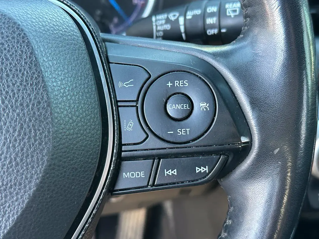 2020 Toyota RAV4 - $22,500