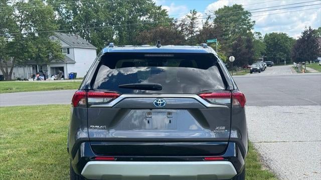 2019 Toyota RAV4 Hybrid XSE